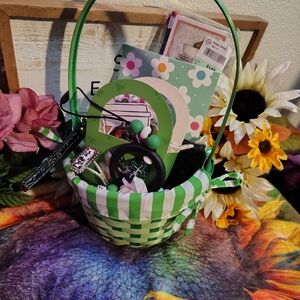 Green Striped Basket with Accessories For St Patrick's💚💚💚💚